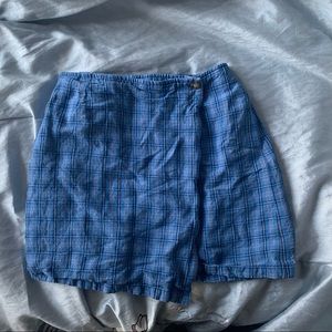 Blue pleated skirt